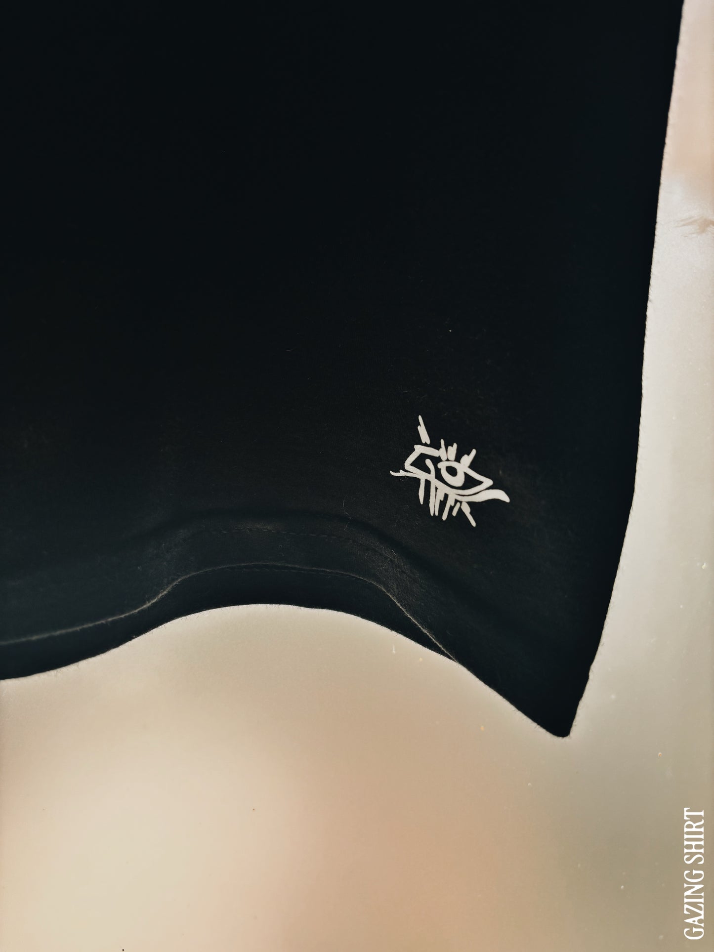 DAY BY DAY #4 — TEE SHIRT FLOQUÉ